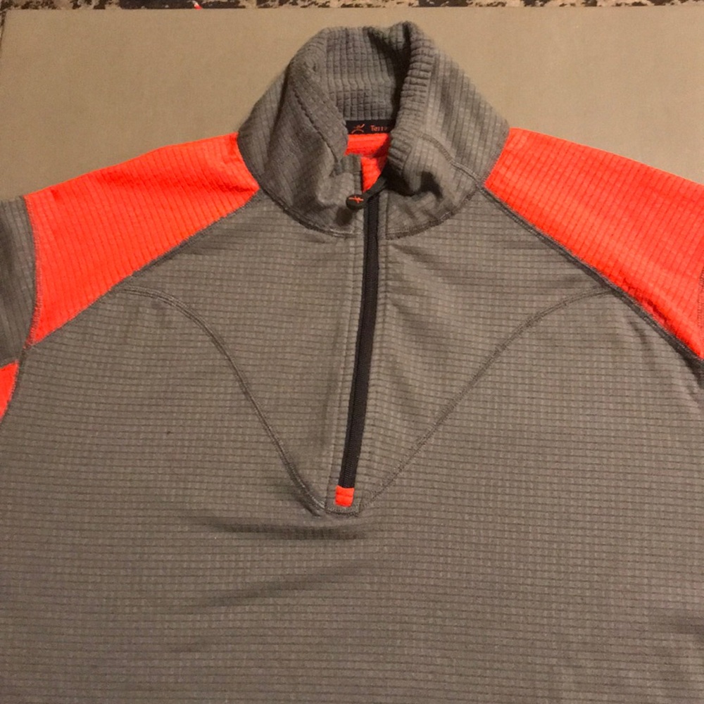 Active wear, like new!
